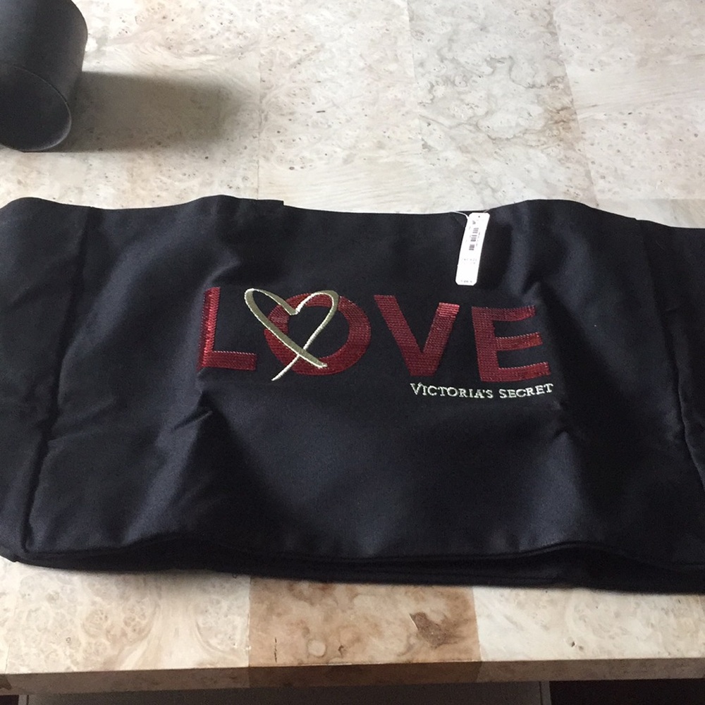 New Victoria Secret Black Love Tote Bag ❤️